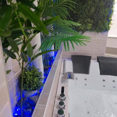 Espectacular Apartamento Con Spa Privado Miami Playa ภายนอก รูปภาพ